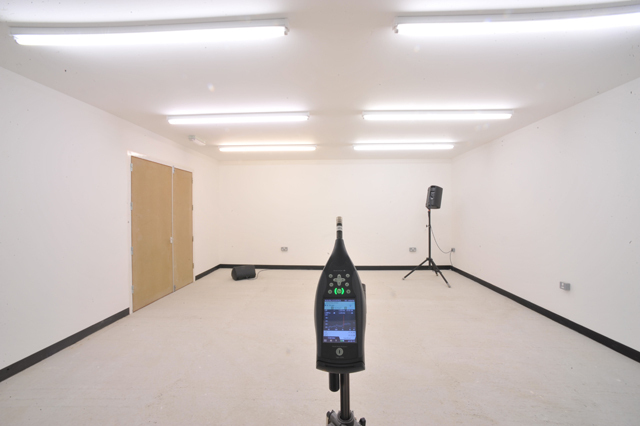 Acoustic test 640x480