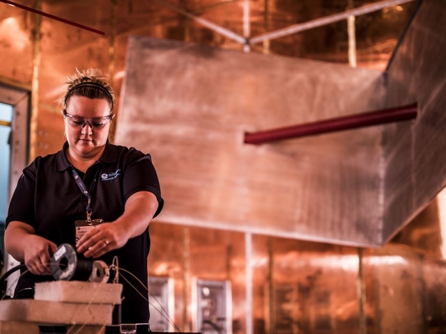 EMC Aerospace Card 640x480