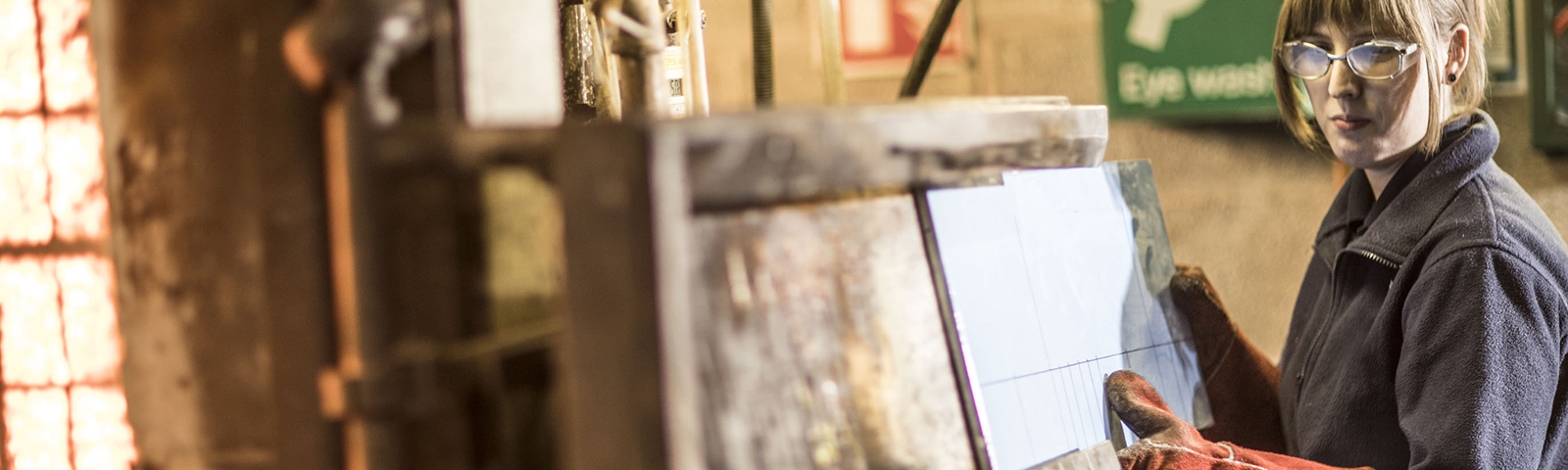 Reaction to fire testing 1600x480